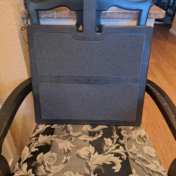 OTTO STEP PORTABLE Travel Step for Dogs