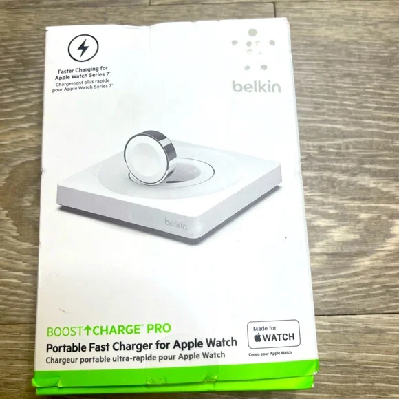 Belkin BOOSTCHARGE PRO Portable Fast Charger for Apple Watch - White series 7