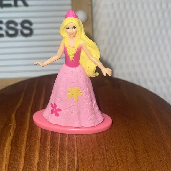 Barbie Flower N' Flutter Princess Mini Figure 3 Inch Toy or Cake Topper Mattel