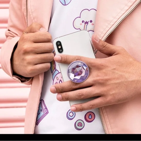🔥 3 for $10 DEAL – READ FIRST🔥Crystal Clear 💎 3D Diamond Gemstone Phone Grip