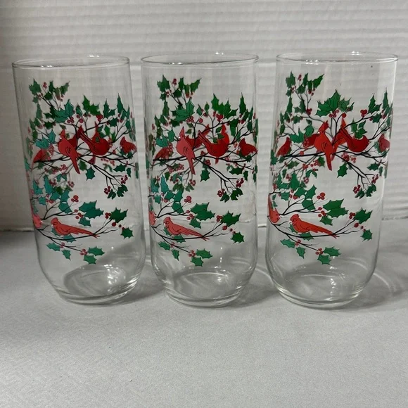 Set of 3 Red Cardinals on Holly Berry Branches Highball Drinking Glasses Vintage