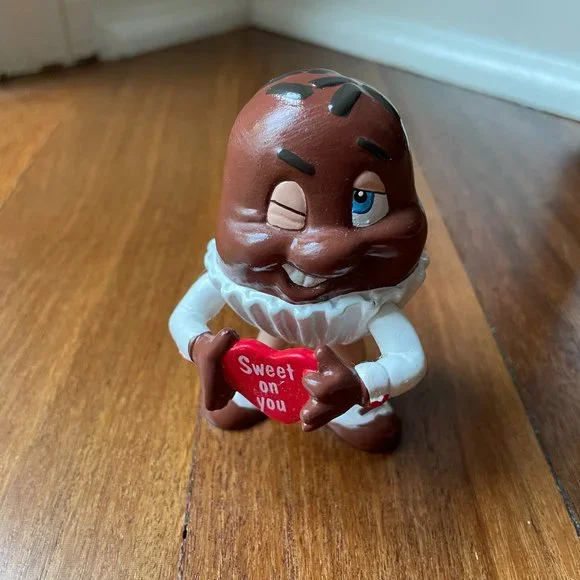 Vintage Winking Chocolate Truffle / Cupcake 