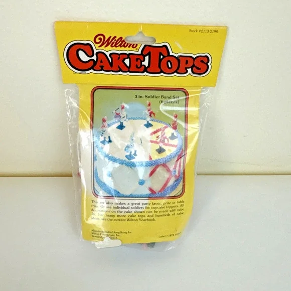 Vintage Wilton Cake Tops Plastic 3