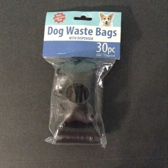 DOG WASTE BAGS WITH DISPENSER 30 PC 2 ROLLS 15 BAGS EACH NEW
