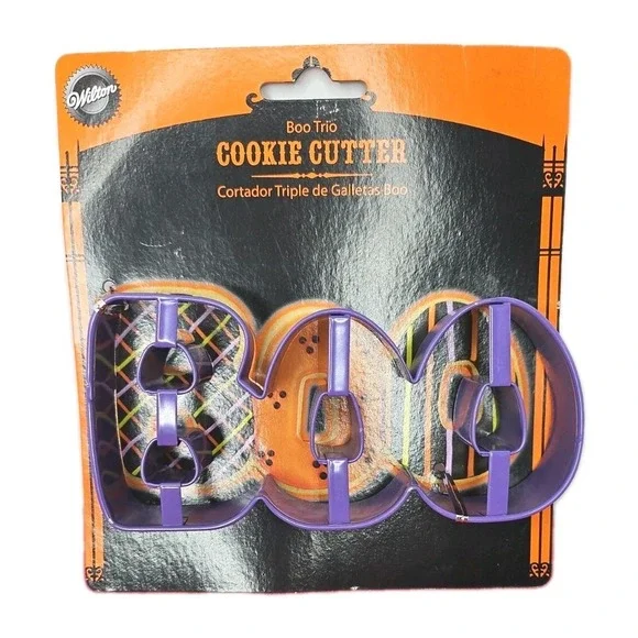 Wilton Halloween Purple BOO Metal Cookie Cutter New 2308-1111 2009 Party‎ Crafts