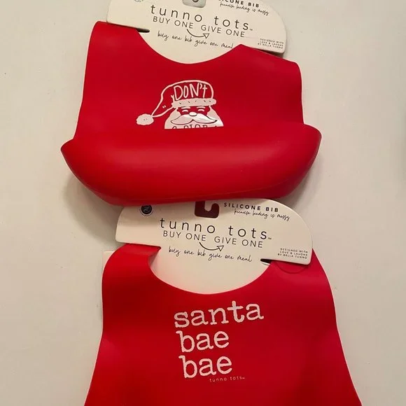NWT-Tunno Tots Christmas Silicone Catch Pocket Bib