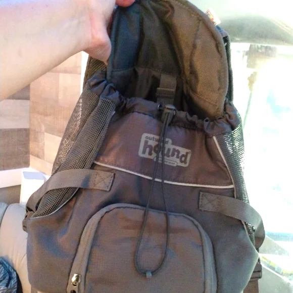 Dog carrier for medium dog