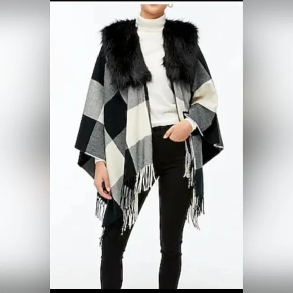 J.Crew Classic Black/Ivory Buffalo Plaid Faux Fur Cape Scarf Wrap New With Tag‎