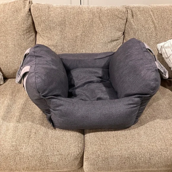 Pet car seat
