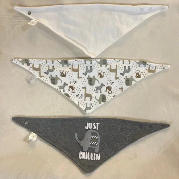 Lot of 3 Modern Baby bibs