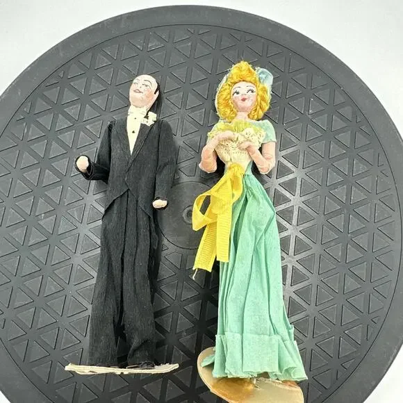 Vintage 1949 Crepe Paper Mache Bride+Groom Wedding Cake Topper Teal Gown