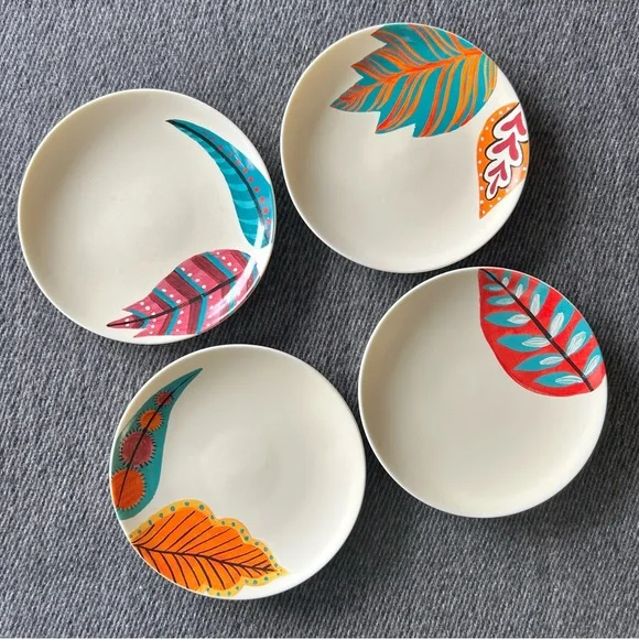 PAPER SOURCE ‘16 4-pcs Leaves Feathers Coll Hand-painted Matte Plates #0310267