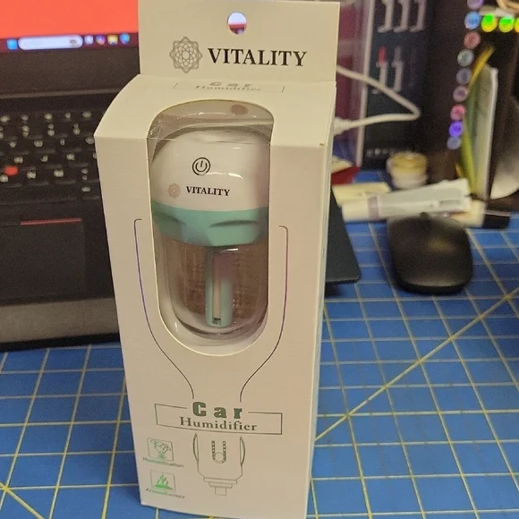 Vitality Car Humidifier Blue & White New
