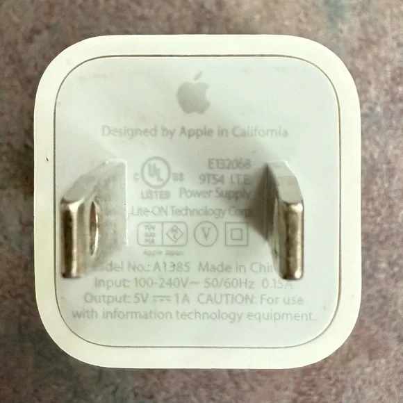 Apple Power Adapter
