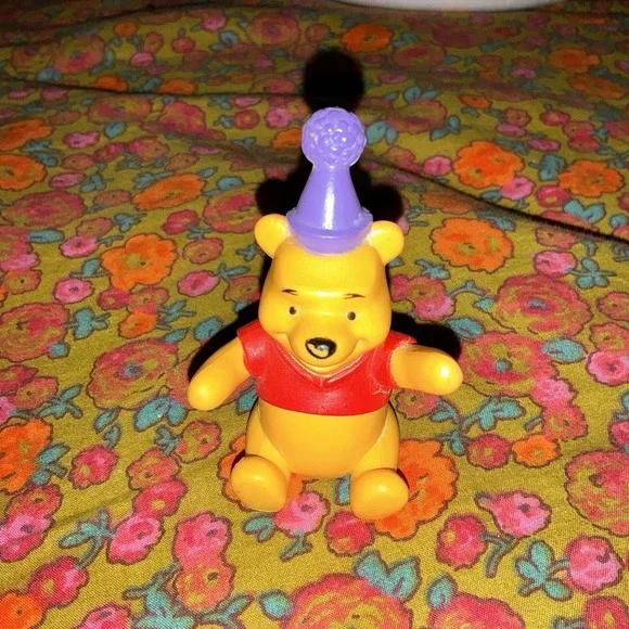 Vintage Disney Winnie the Pooh Bday Party Hat Sitting PVC Figure Cake Topper 3