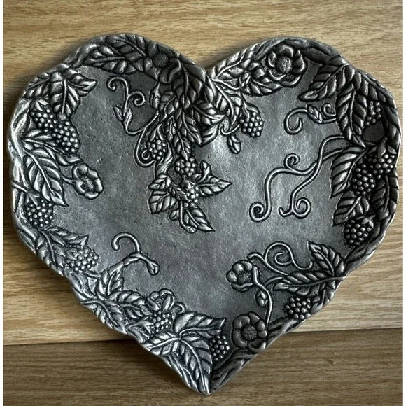 Carson Statesmetal Pewter Heart Berry Vine‎ Plate Cookie Tray 7.5