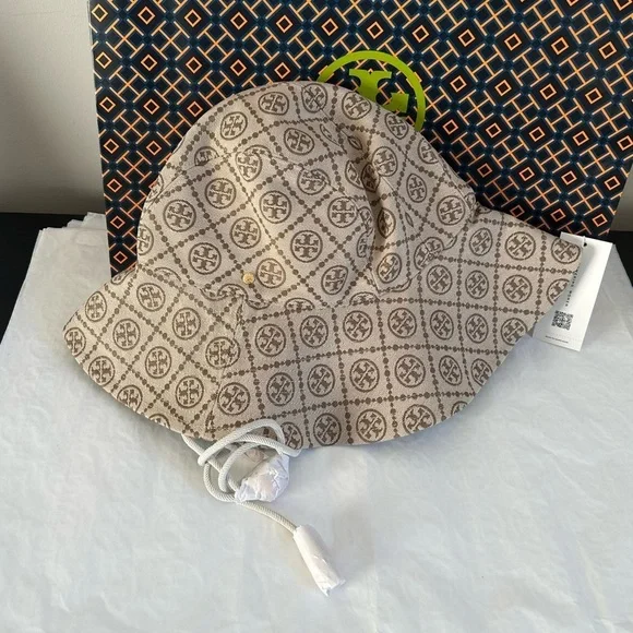 Tory Burch T Monogram Jacquard Reversible Bucket Hat Hazel Tan Brown Gold