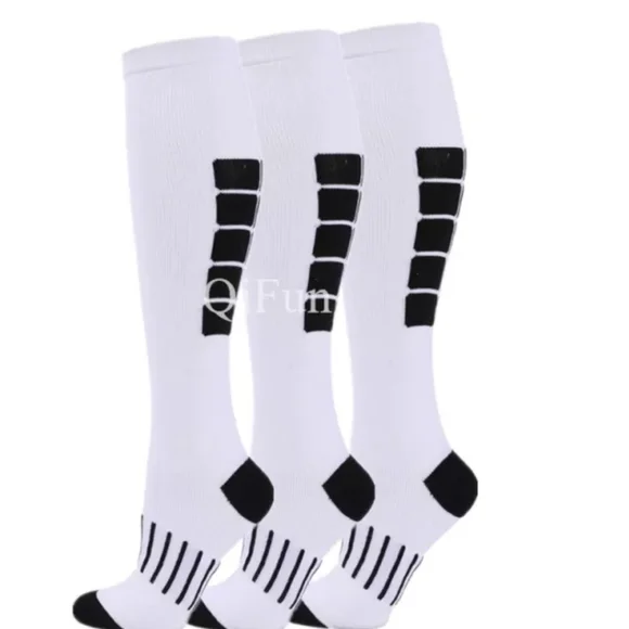 1 pair of White Compression Socks. Size L