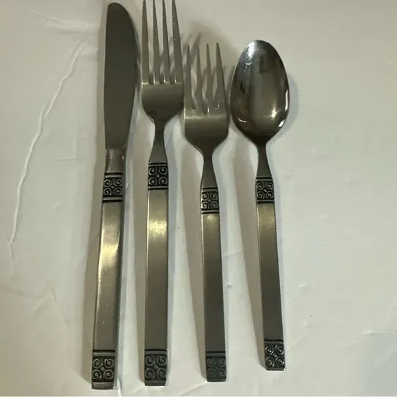 VTG Ecko Eterna Gemini Stainless Steel Flatware 4 Pc Set 1 Knife 2‎ Fork 1 Spoon