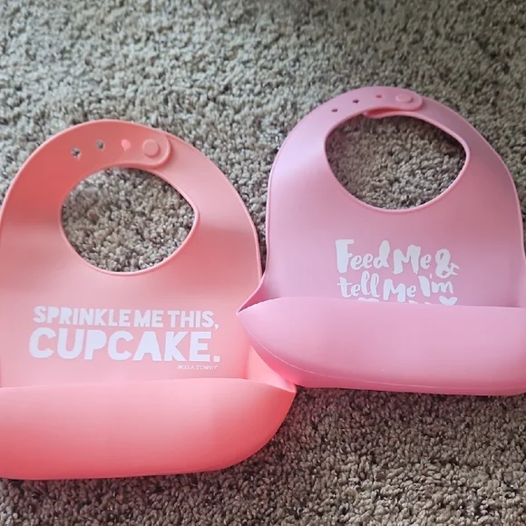 Bella Tunno Pink and Coral Silicone 3 Pack Bib Set