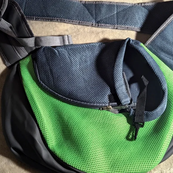 Small dog carrier