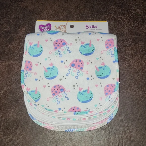 NWT 5 Bibs Parent Choice