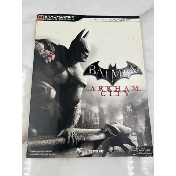 Batman Arkham City BradyGames Signature Series Strategy Guide PS3 Xbox 360 PC