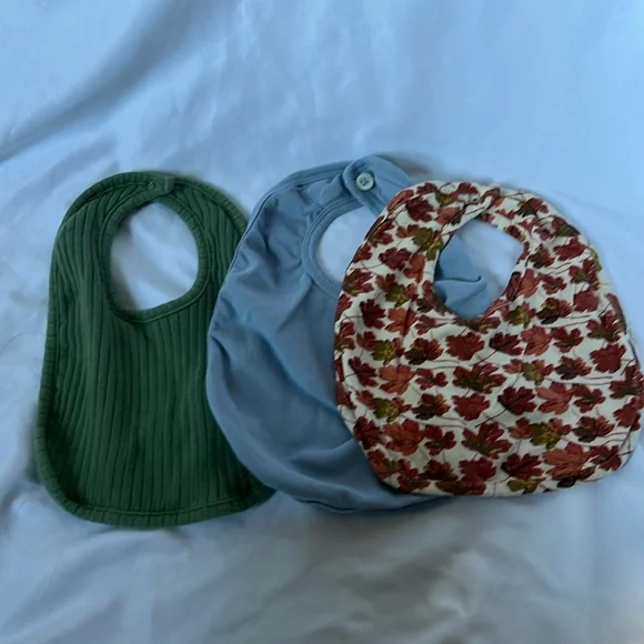 Set of 3 Small Kate Quinn Bibs