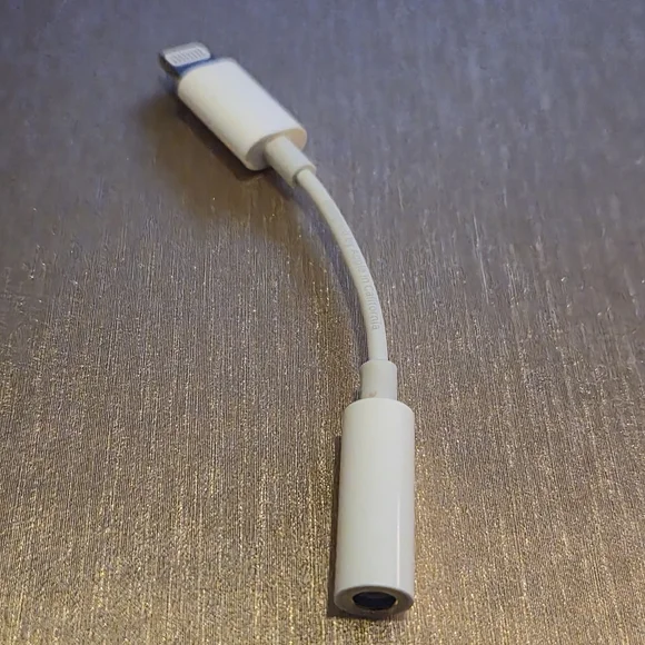 Apple White Audio Adapter