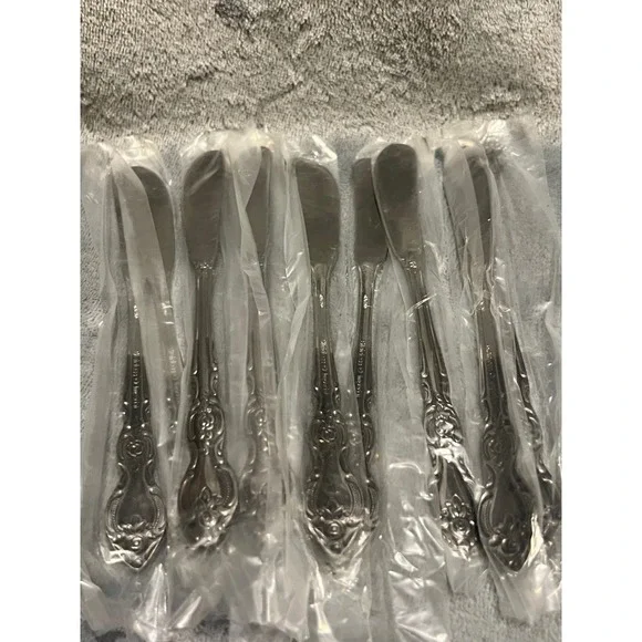 1847 Rogers Bros Eternally Yours Butter Knives Set‎ of 11 Silverplate 6.75