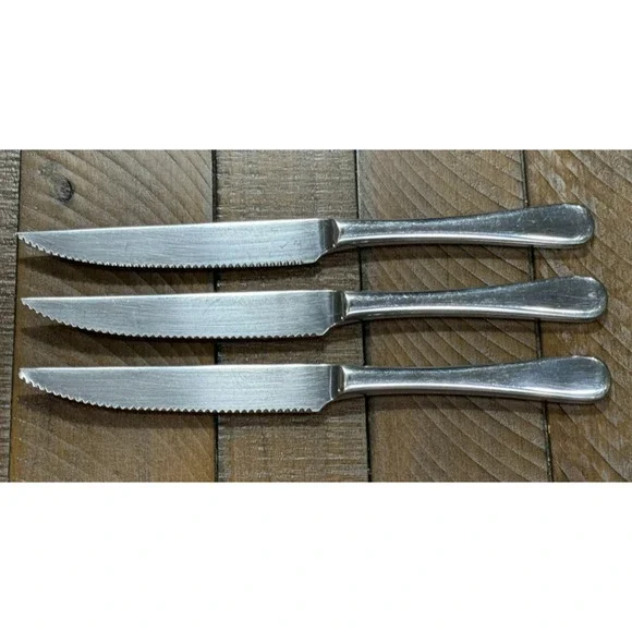 3 ROBERT WELCH Steak Knives - 18/10 SATIN - 9 1/4