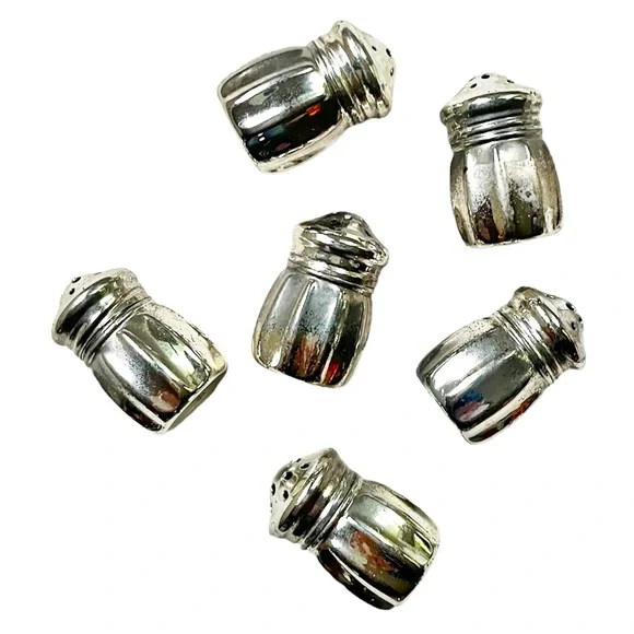 Beautiful Set of 6 Silver-Plated Individual Salt & Pepper Shakers