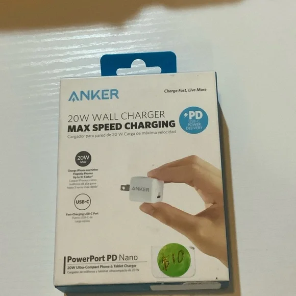 Anker fast charger 20W PowerPort PD Nano Charger