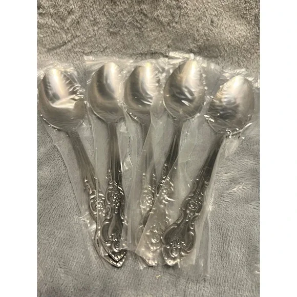 Vintage‎ Rogers Bros Eternally Yours Silverplate Spoons Set 5 7.5