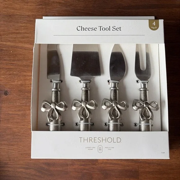 Threshold 4‎ Piece Cheese Tool Set Silver Bow Detail Stainless Steel Charcuterie