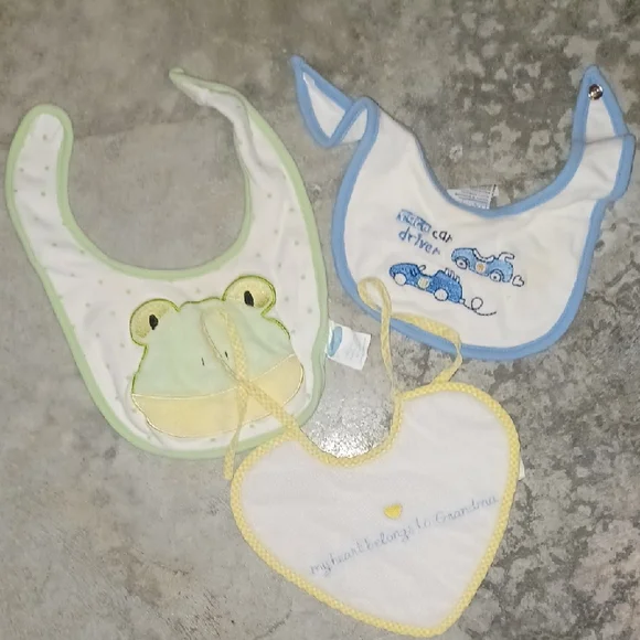 Baby Bib Set with Frog and Car Designs