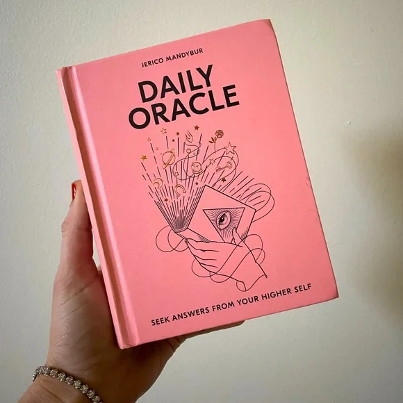 Daily Oracle Hardback Book