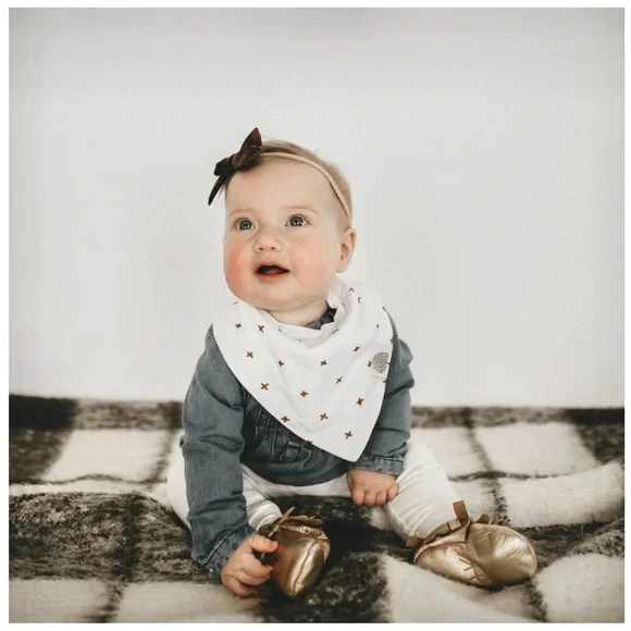 3/$15 🌸 Parker Baby Co Lincoln Bandana Bib Adjustable Drool Bib Organic Cotton