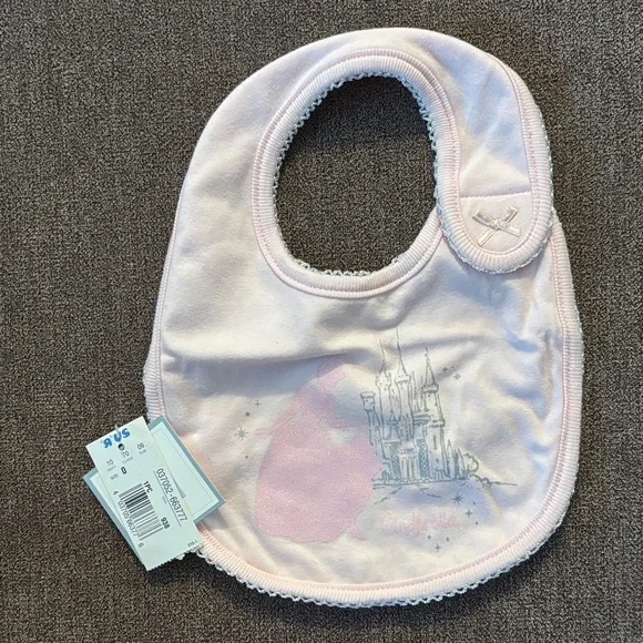 NWT Disney Baby Cinderella Bib, Toys R Us