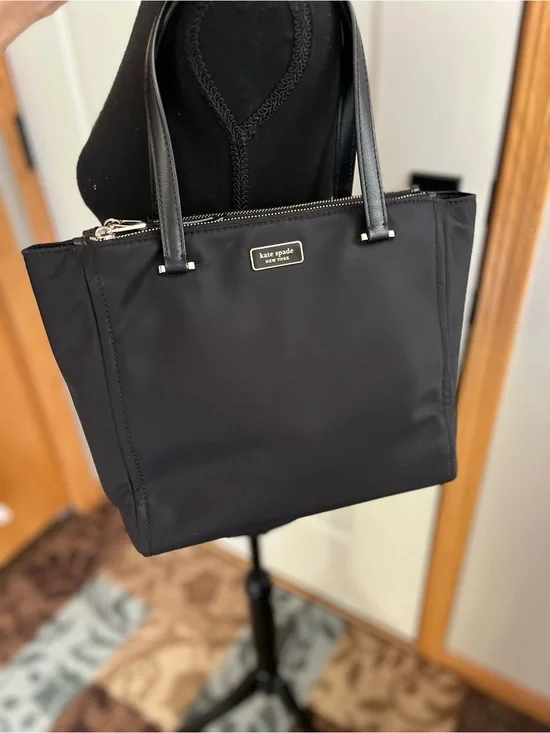 Kate Spade New York black Dawn classic durable nylon shoulder handbag purse.