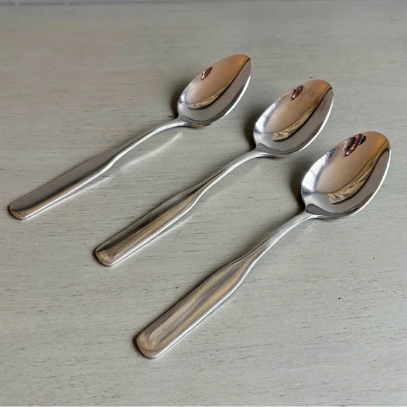 Reed & Barton HERITAGE MINT Stainless Flatware Silverware Spoon - Lot of 3