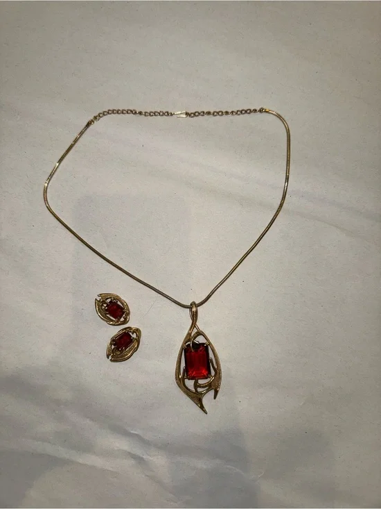Vintage Monet Necklace & Matching Clip-On Earrings Set