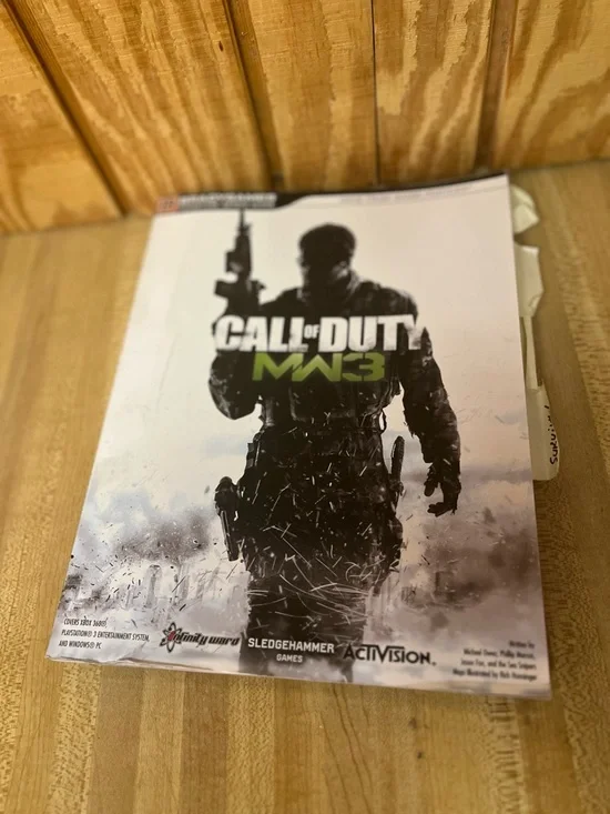 Call of Duty MW3 Signature Series Strategy Guide G/FN+ 2011