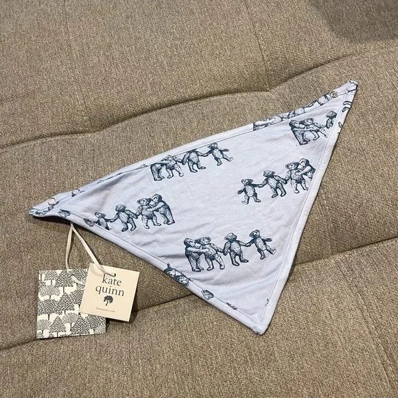 NWT Kate Quinn Blue Family Bears Bib Handkerchief