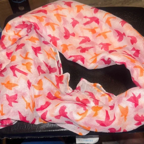 Colorful Bird Pattern Infinity Scarf