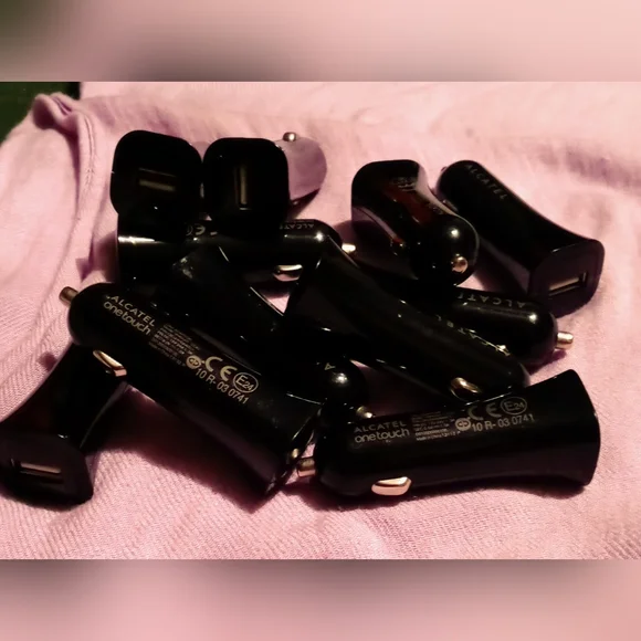 Alcatel Onetouch Phone Car ADAPTOR Charger is a model cc40 3 for $4