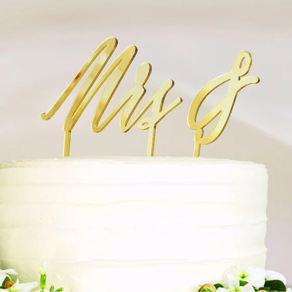 Style Me Pretty Mrs' Cake Topper Gold