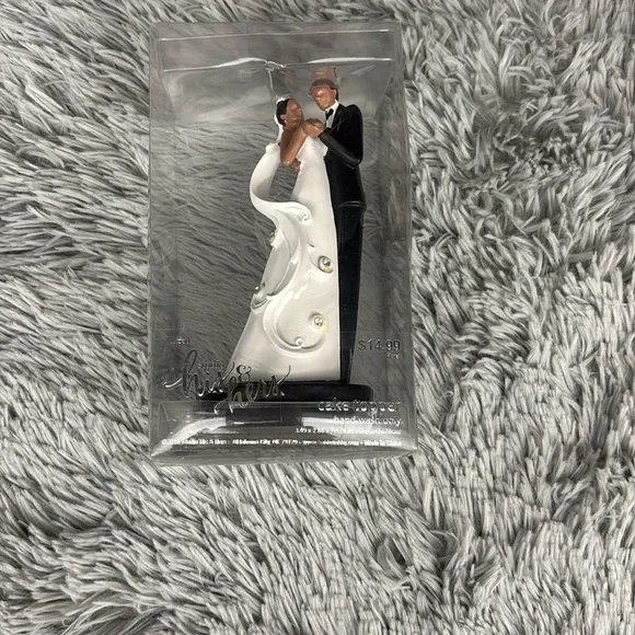 NWT STUDIO HIS & HERS Elegant Wedding Cake Topper with Bride and Groom Ethnic