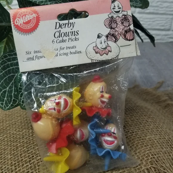 Vintage Derby Clowns Cake Picks