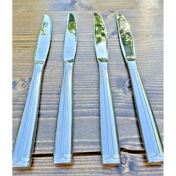 Mikasa PARALLELS Butter Knives Set Of 4 Korea Stainless Flatware Replacement